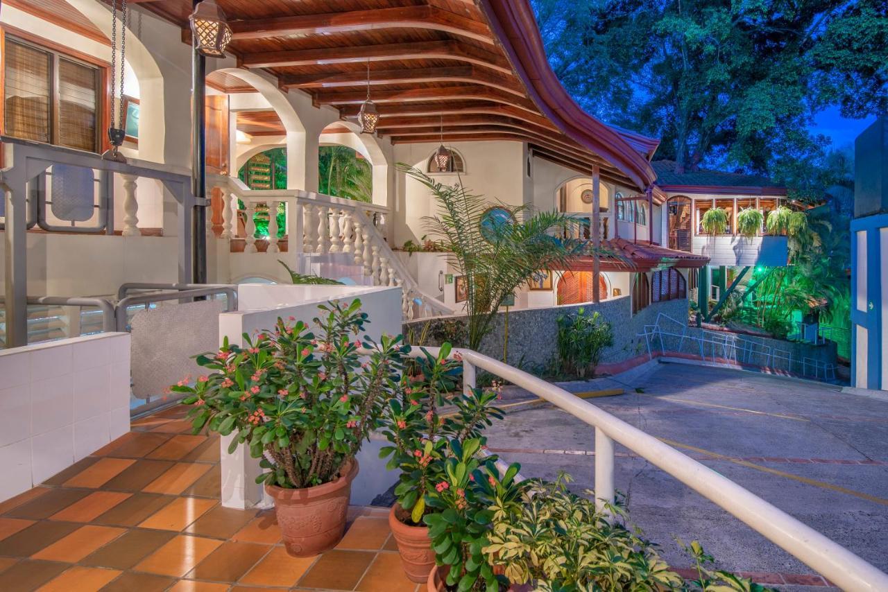 مانويل أنطونيو Hotel Villas Lirio المظهر الخارجي الصورة